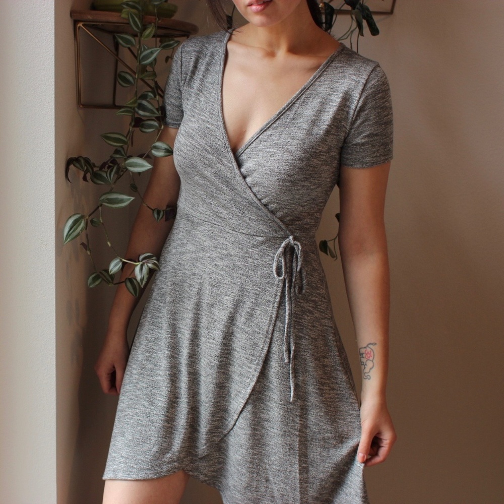 Acemi Wrap Dress in Size Small